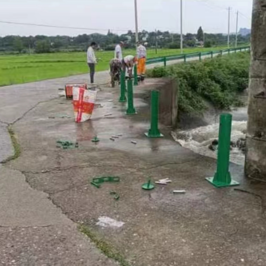 波形護欄安裝工程