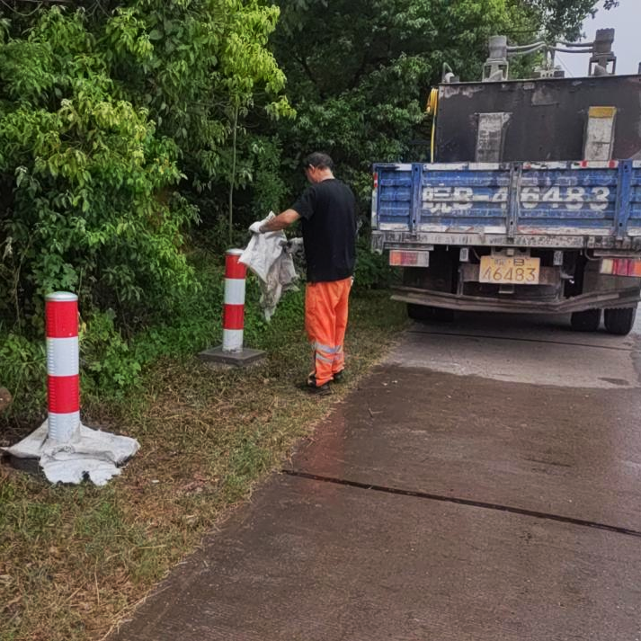 波形護欄安裝工程